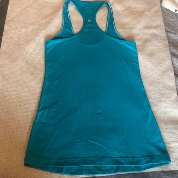 🍋 Lululemon racerback tank - Picture 6 of 8